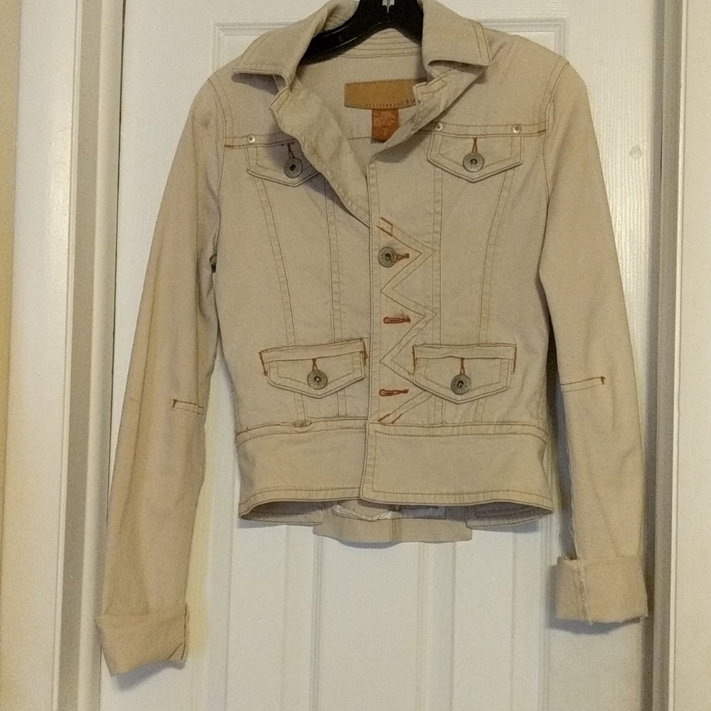 Clothes - Picture 1 of 2